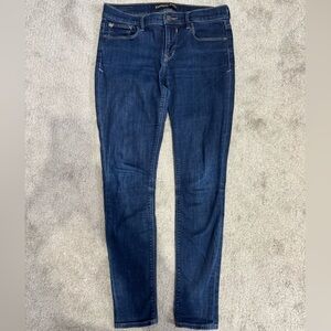 Woman’s Express Jeans - 8R Legging Mid Rise